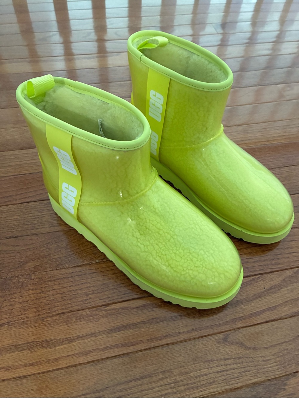 Ugg Classic Clear Mini Boot Rain Neon Sulfur Lime Size 11